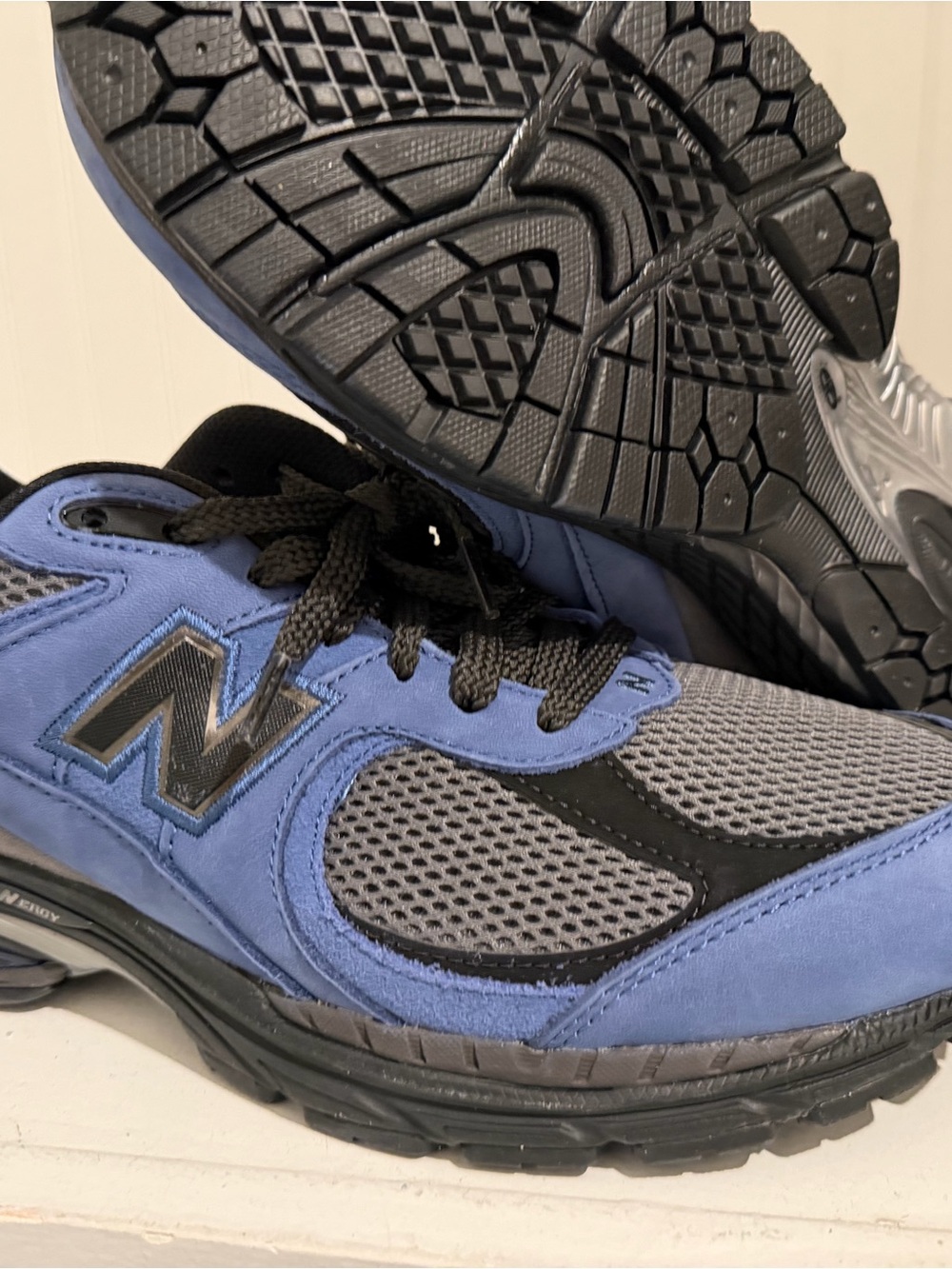 New Balance 2002R Men's Running Shoes in Blue and Gray